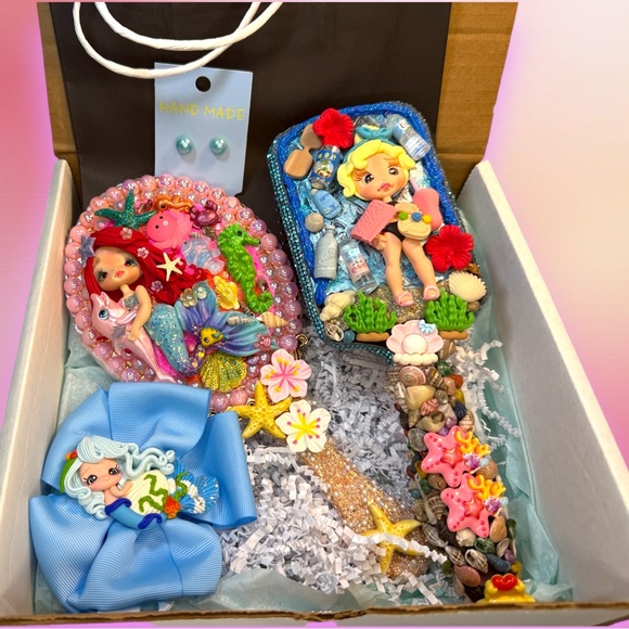Handmade Mermaid-Themed Set - Decorate Mirror & Hairbrush- Birthday Gift Box
